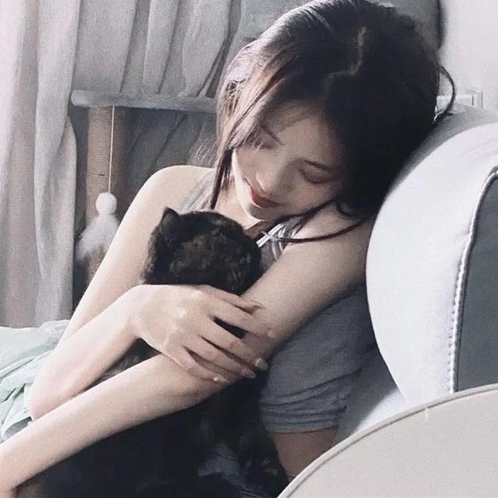 鲁蛇鸟经纪